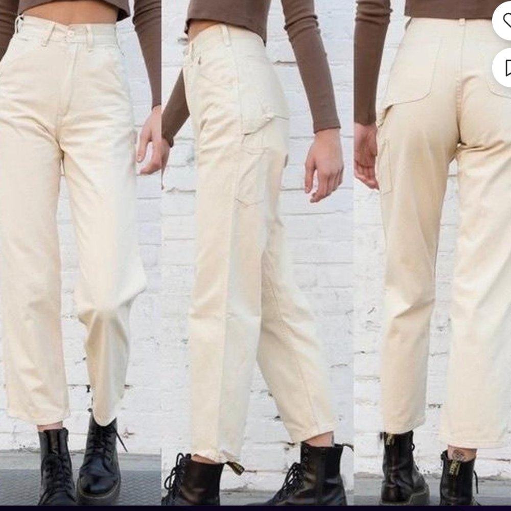 *BRAND NEW* Brandy Melville Cargo Pants - Size M - Beige